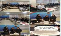 برگزاری نشست صمیمانه به مناسبت روز کارمند و تقدیر از کارکنان دانشکده